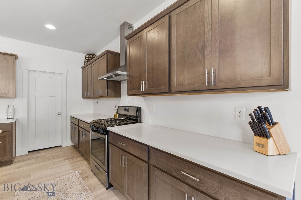 1515 Deadwood Loop