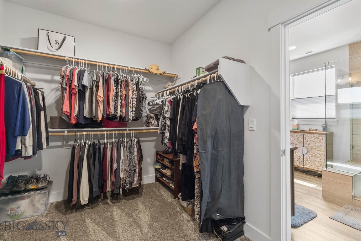 1502 Deadwood Loop