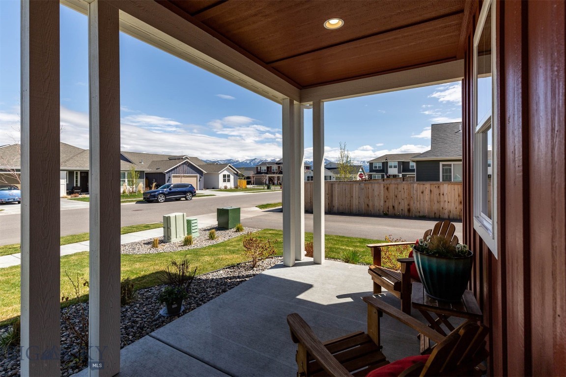1502 Deadwood Loop