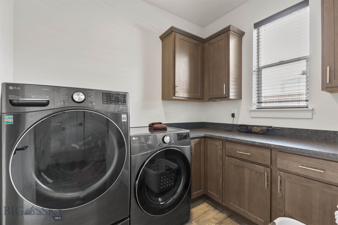 1502 Deadwood Loop