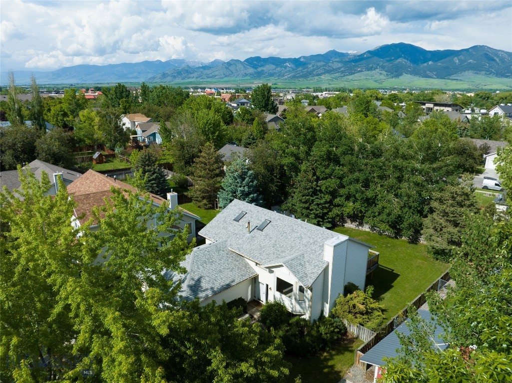 1012 Brentwood