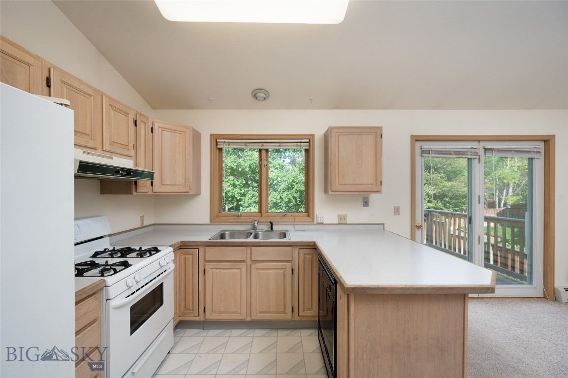 1012 Brentwood