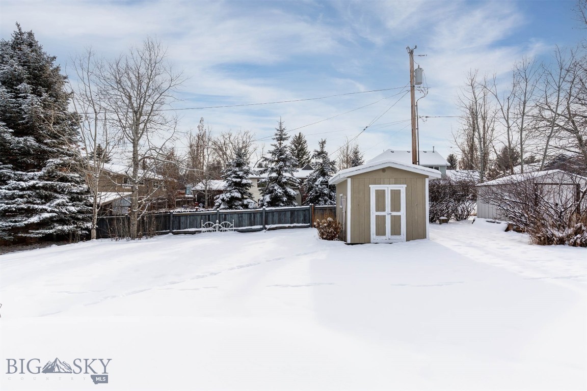 1146 N Spruce Drive