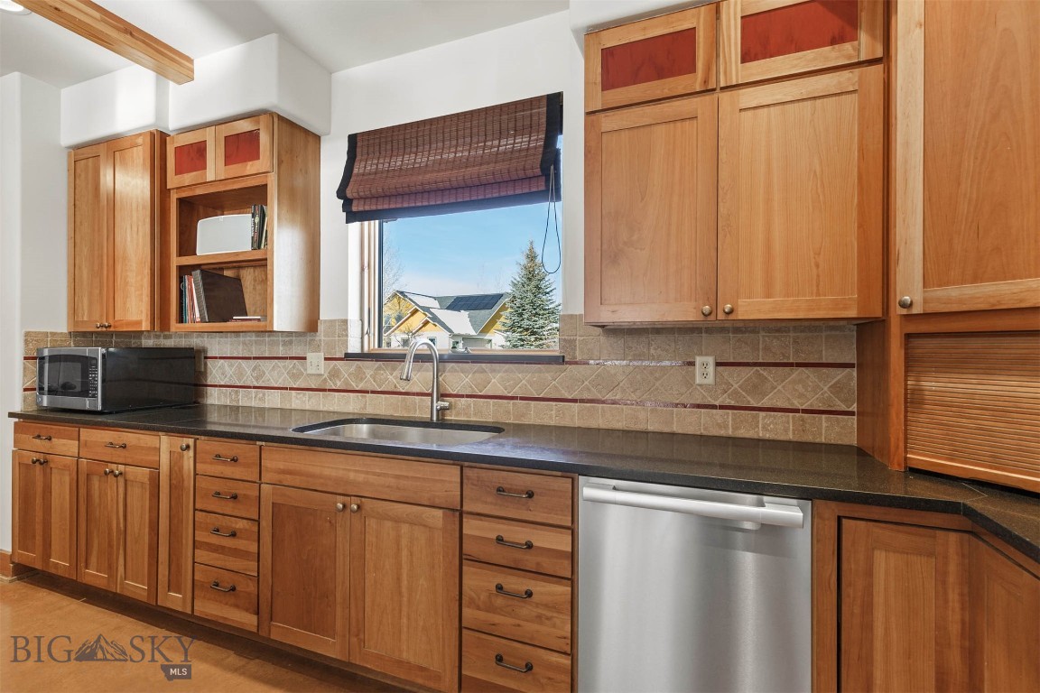 3618 Bungalow Lane