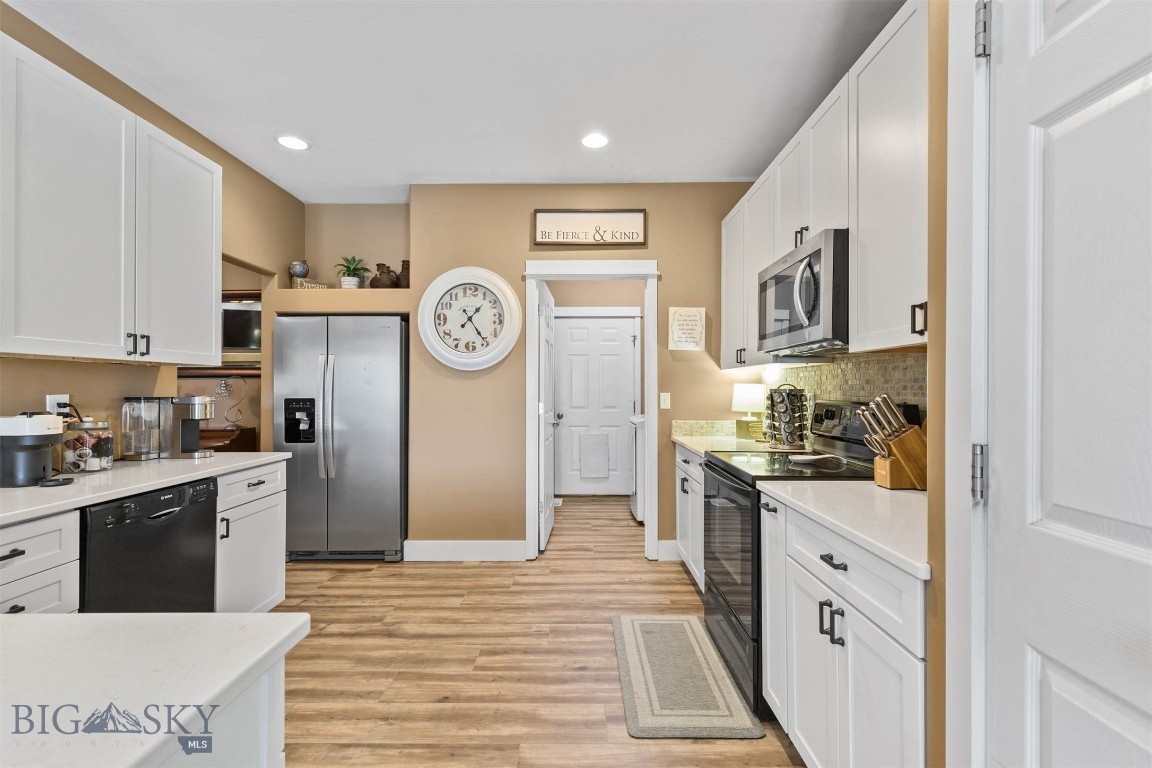 3209 Lily Drive