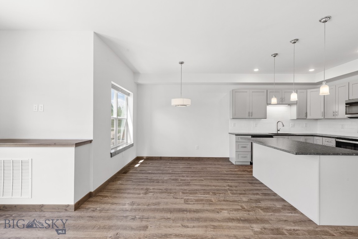 2028 Chipset Street A