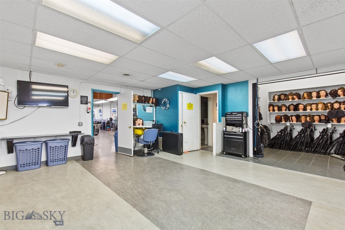 135 W Mendenhall Street