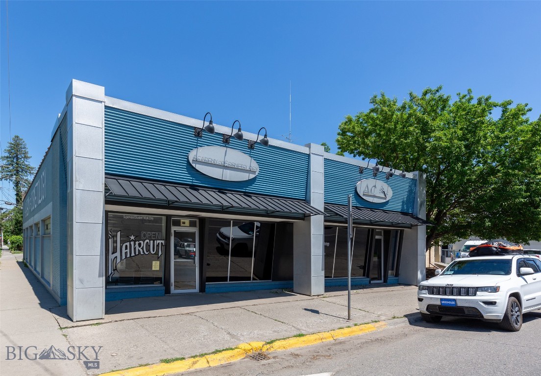 135 W Mendenhall Street