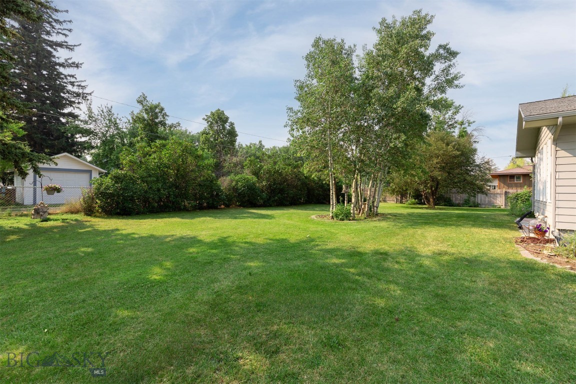 307 N 4th Street