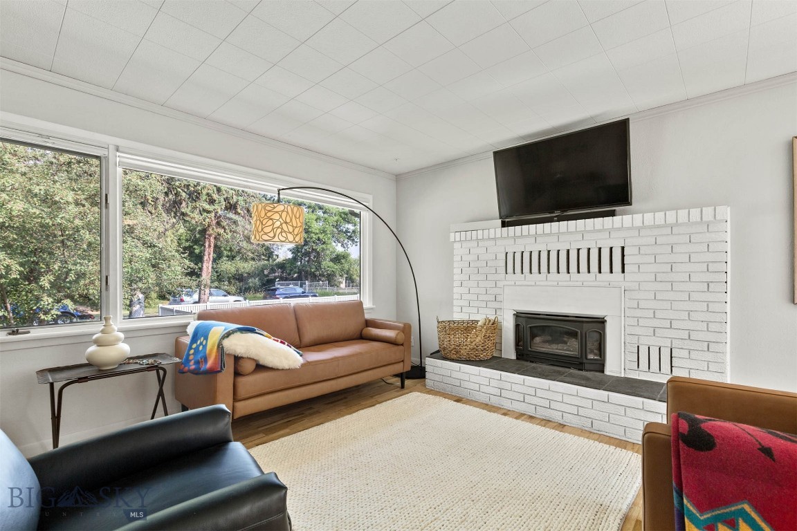 307 N 4th Street