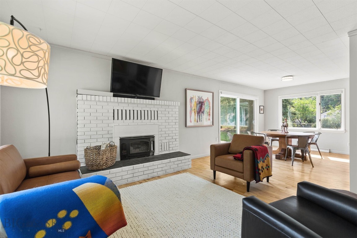 307 N 4th Street