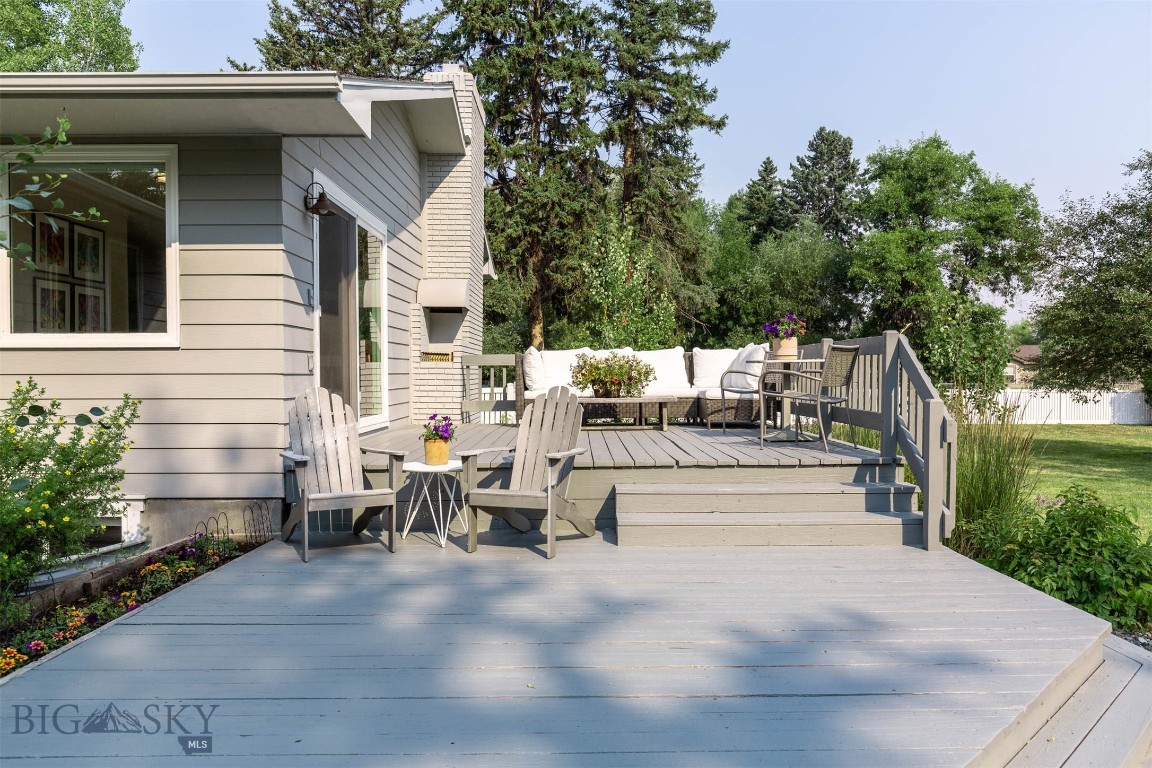 307 N 4th Street