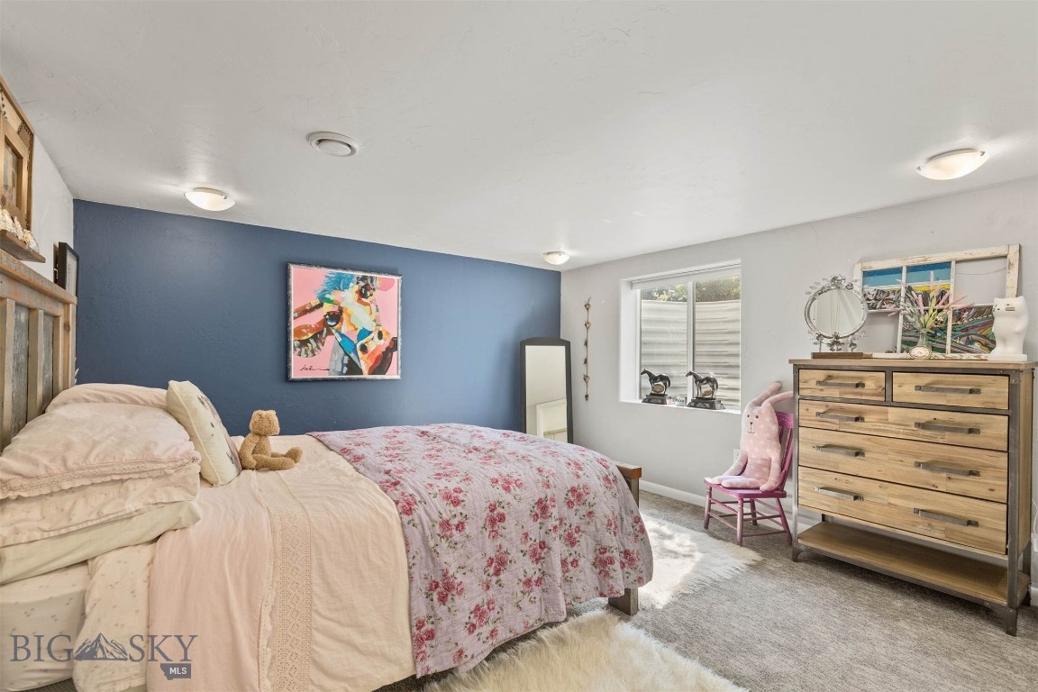 307 N 4th Street