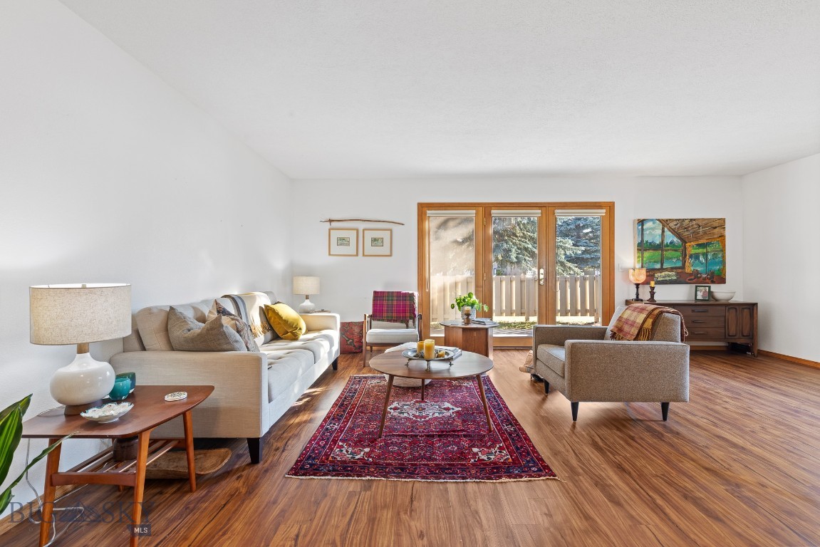 3922 W Broadwater Street 3922