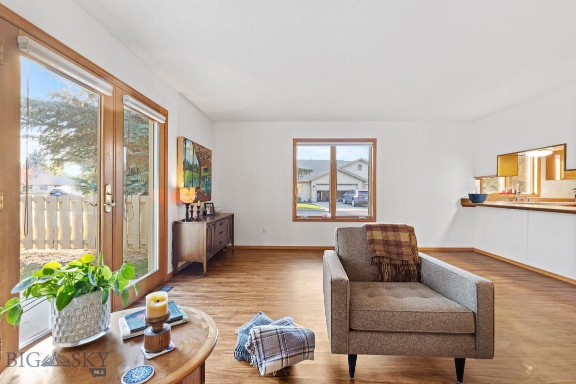 3922 W Broadwater Street 3922