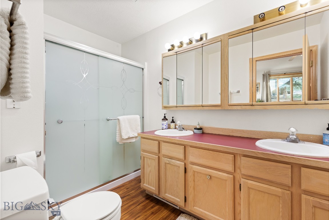 3922 W Broadwater Street 3922