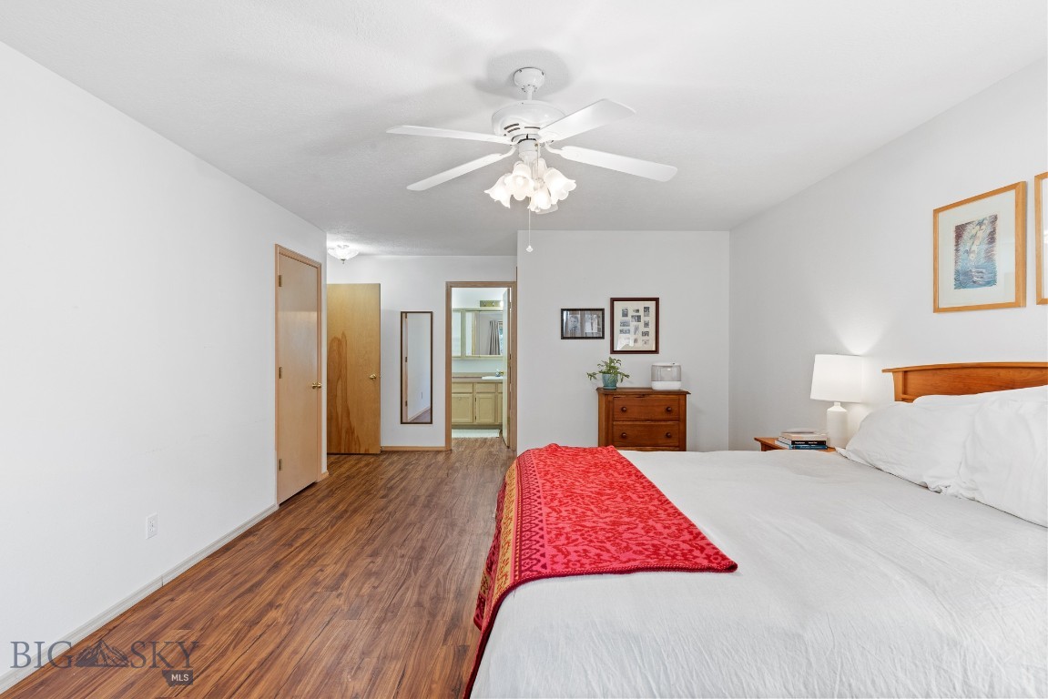 3922 W Broadwater Street 3922