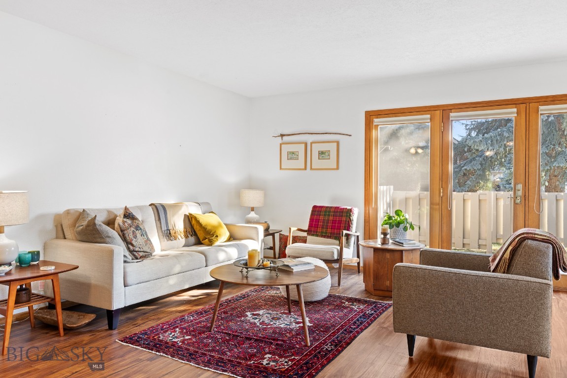 3922 W Broadwater Street 3922