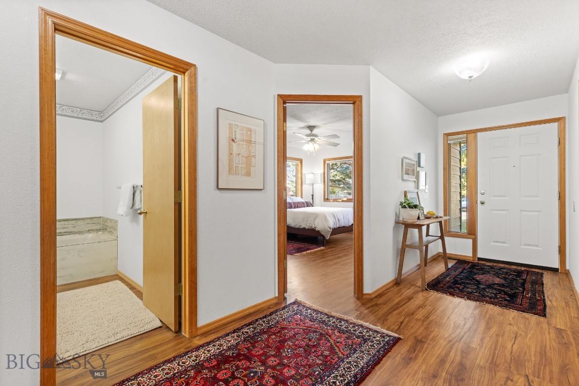 3922 W Broadwater Street 3922