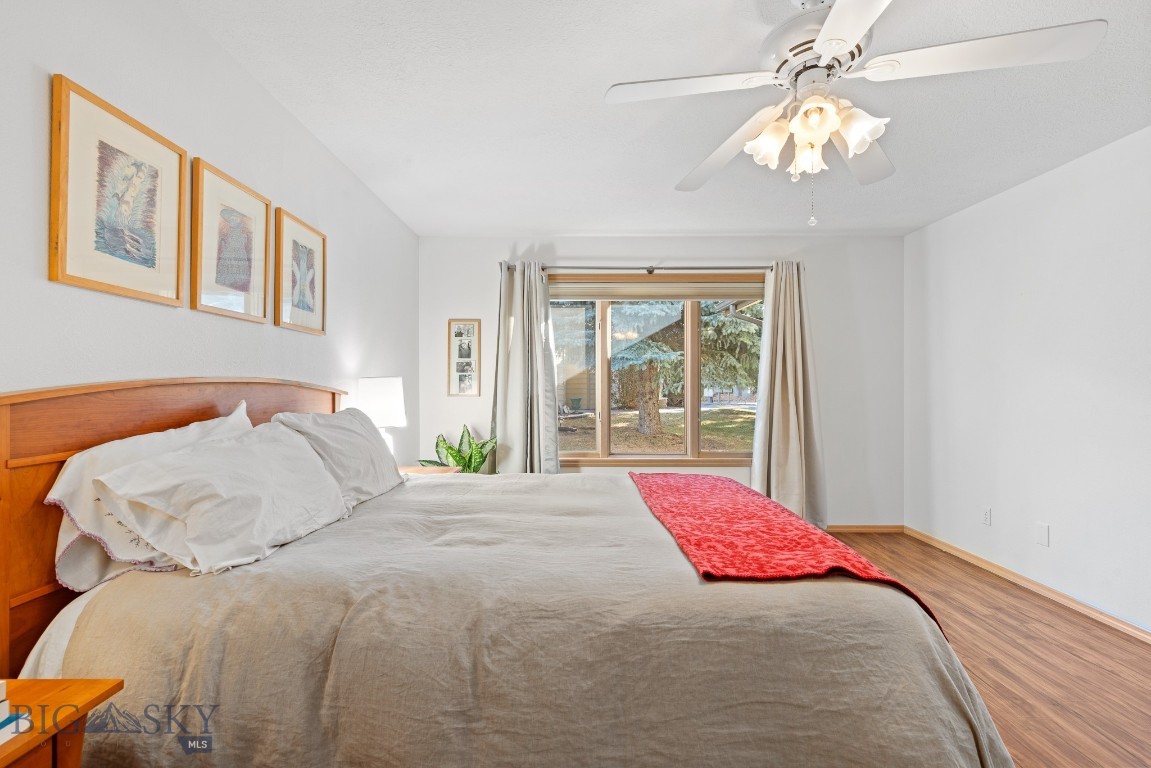 3922 W Broadwater Street 3922