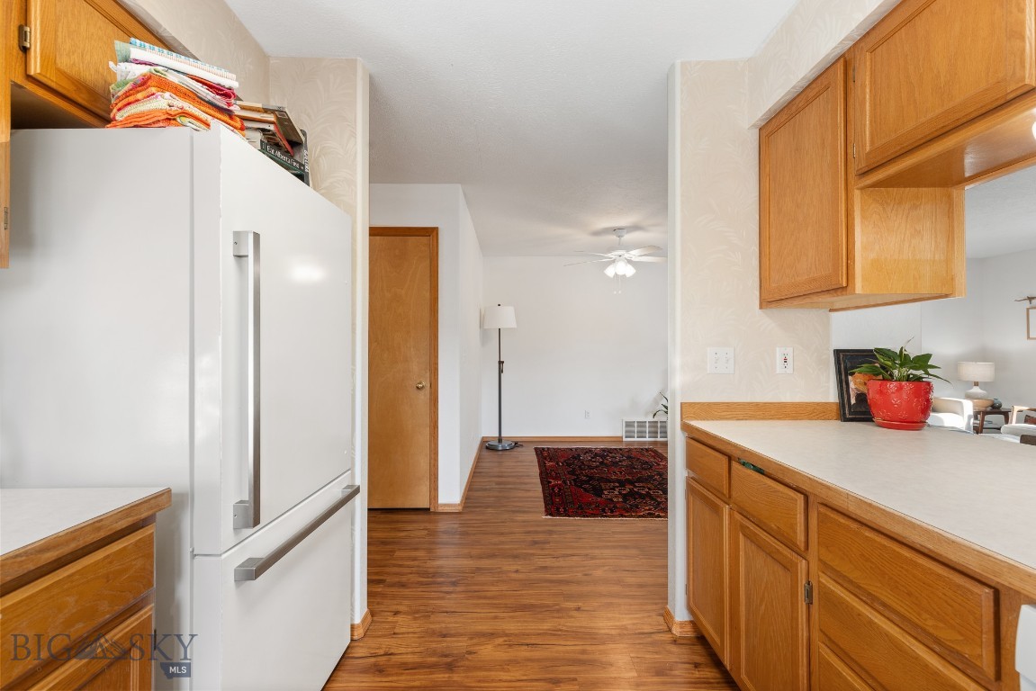 3922 W Broadwater Street 3922