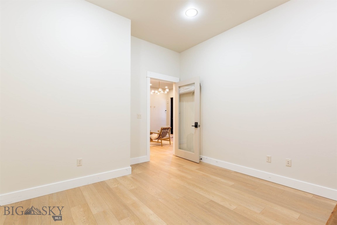 1227 N 14th Avenue 2