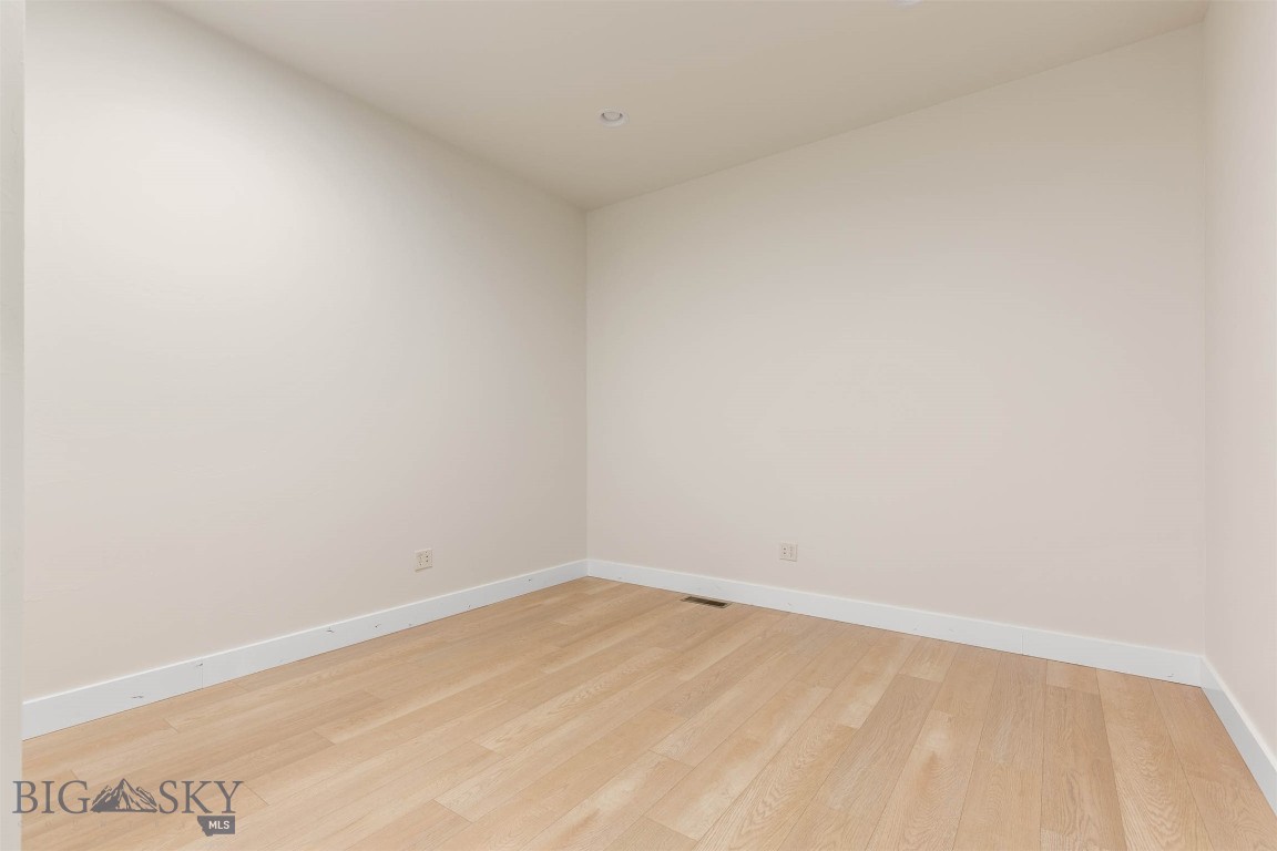 1227 N 14th Avenue 2