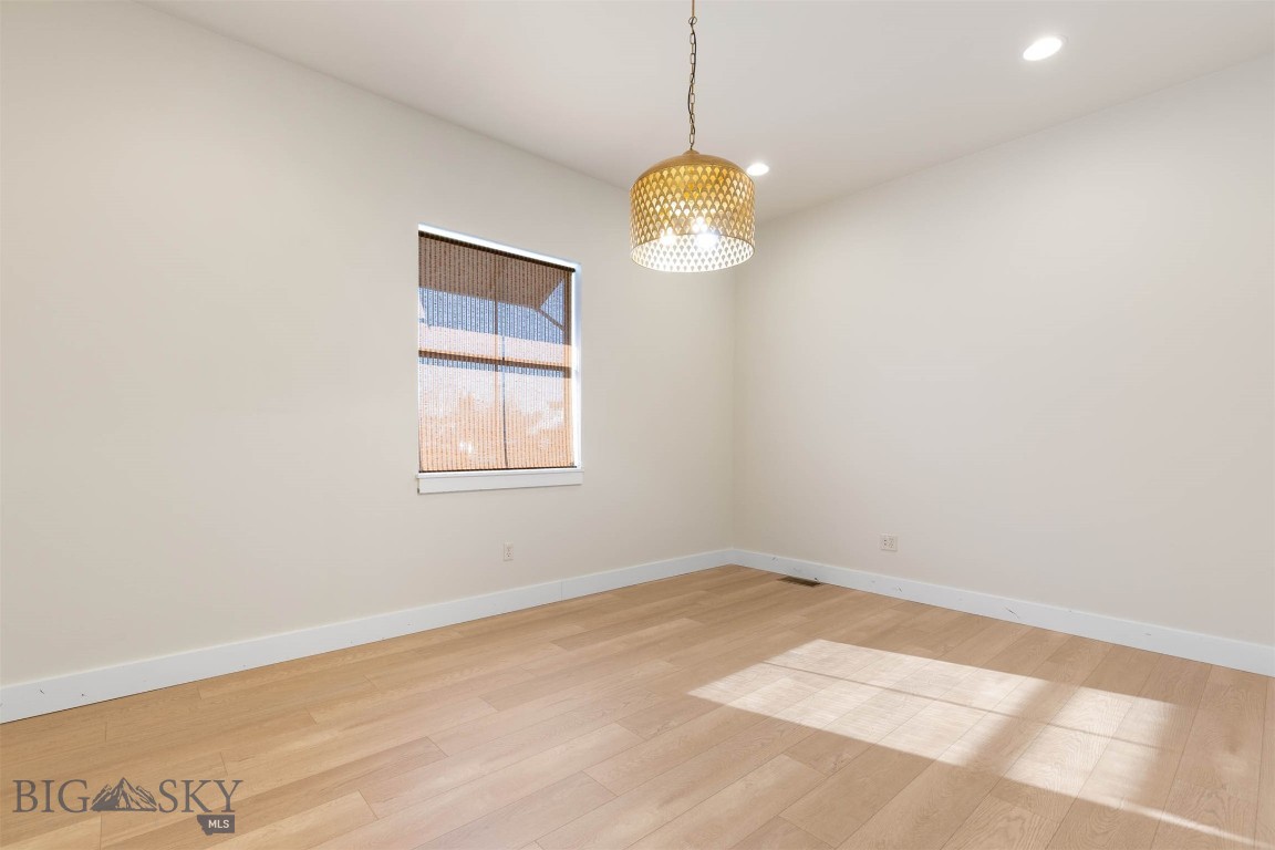 1227 N 14th Avenue 2