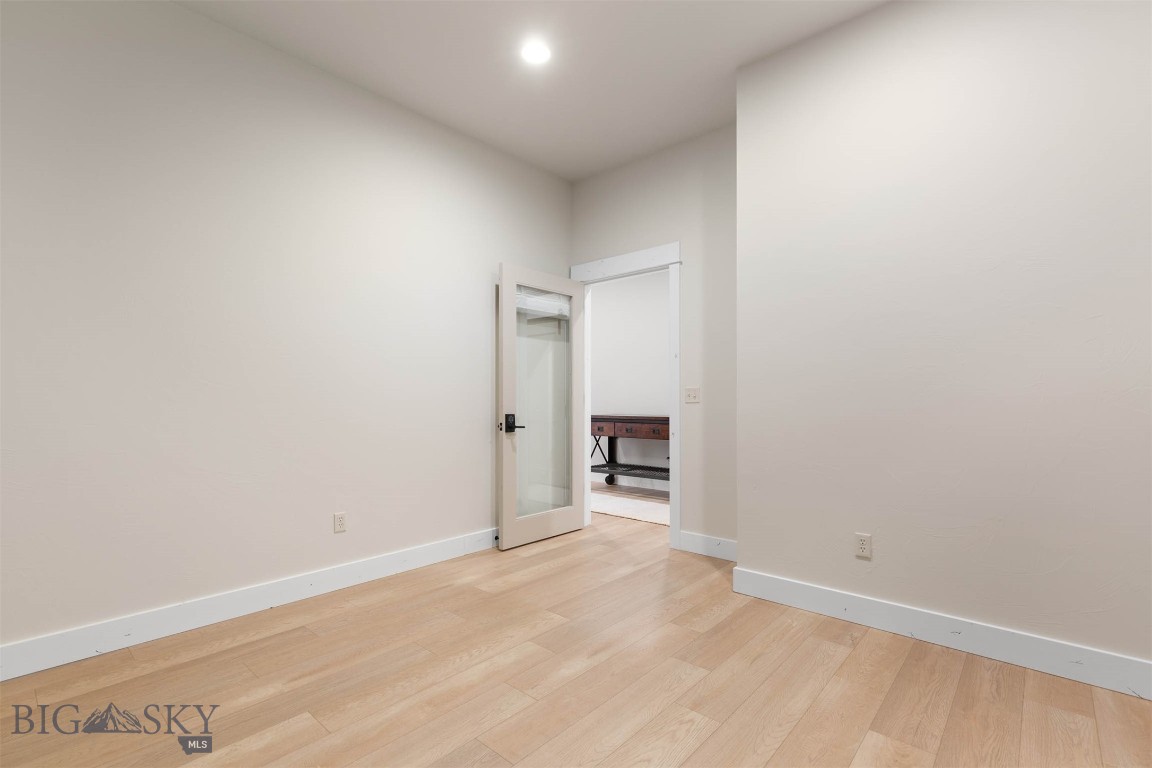 1227 N 14th Avenue 2