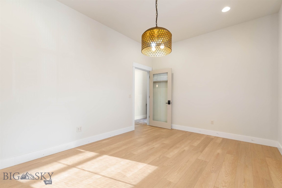 1227 N 14th Avenue 2
