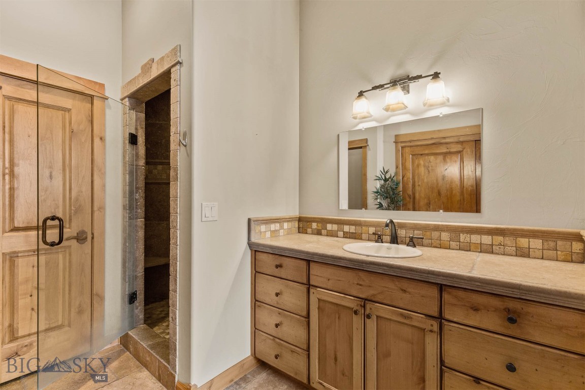 2516 Weeping Rock Lane
