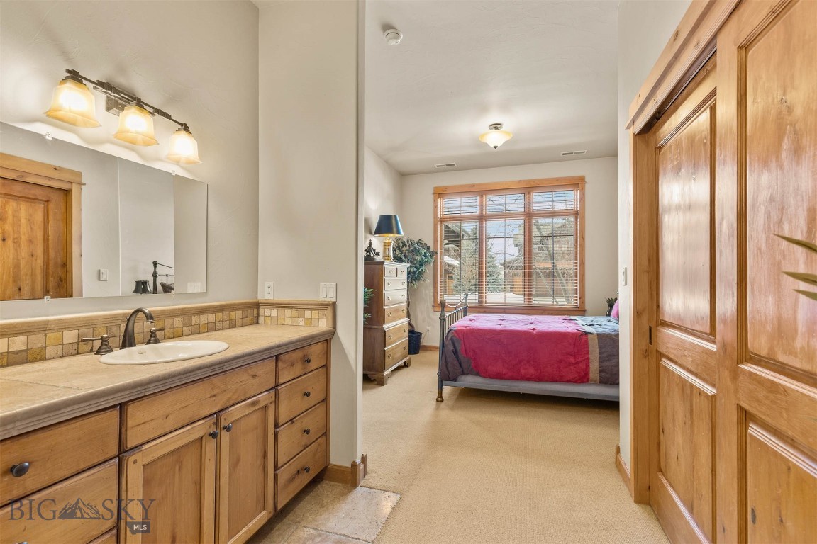 2516 Weeping Rock Lane