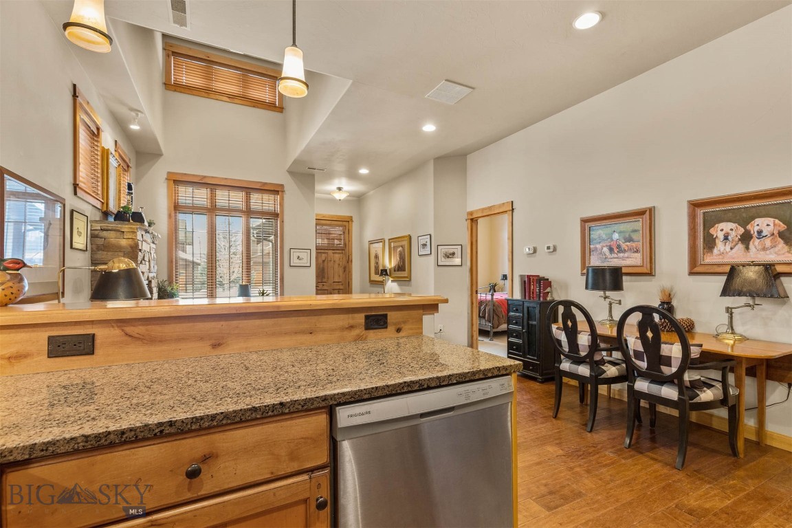 2516 Weeping Rock Lane