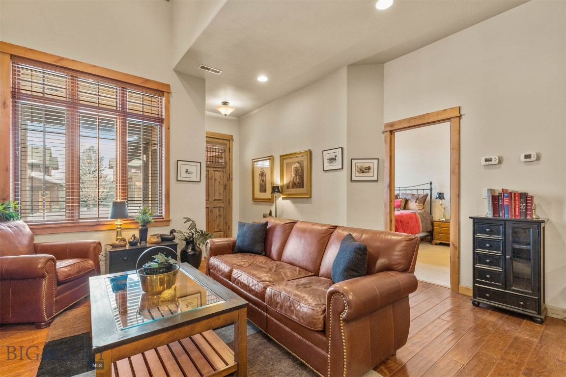 2516 Weeping Rock Lane