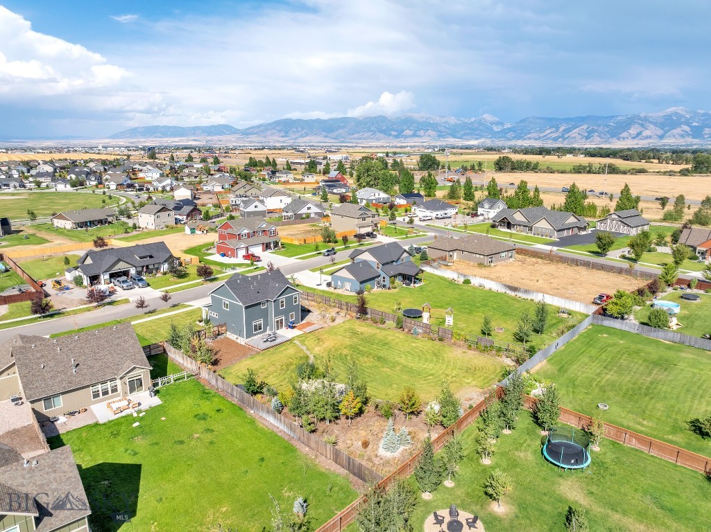 651 Cameron Loop
