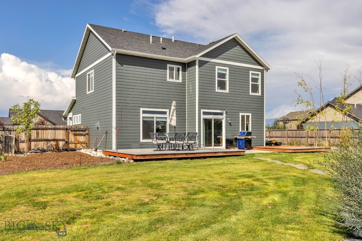651 Cameron Loop
