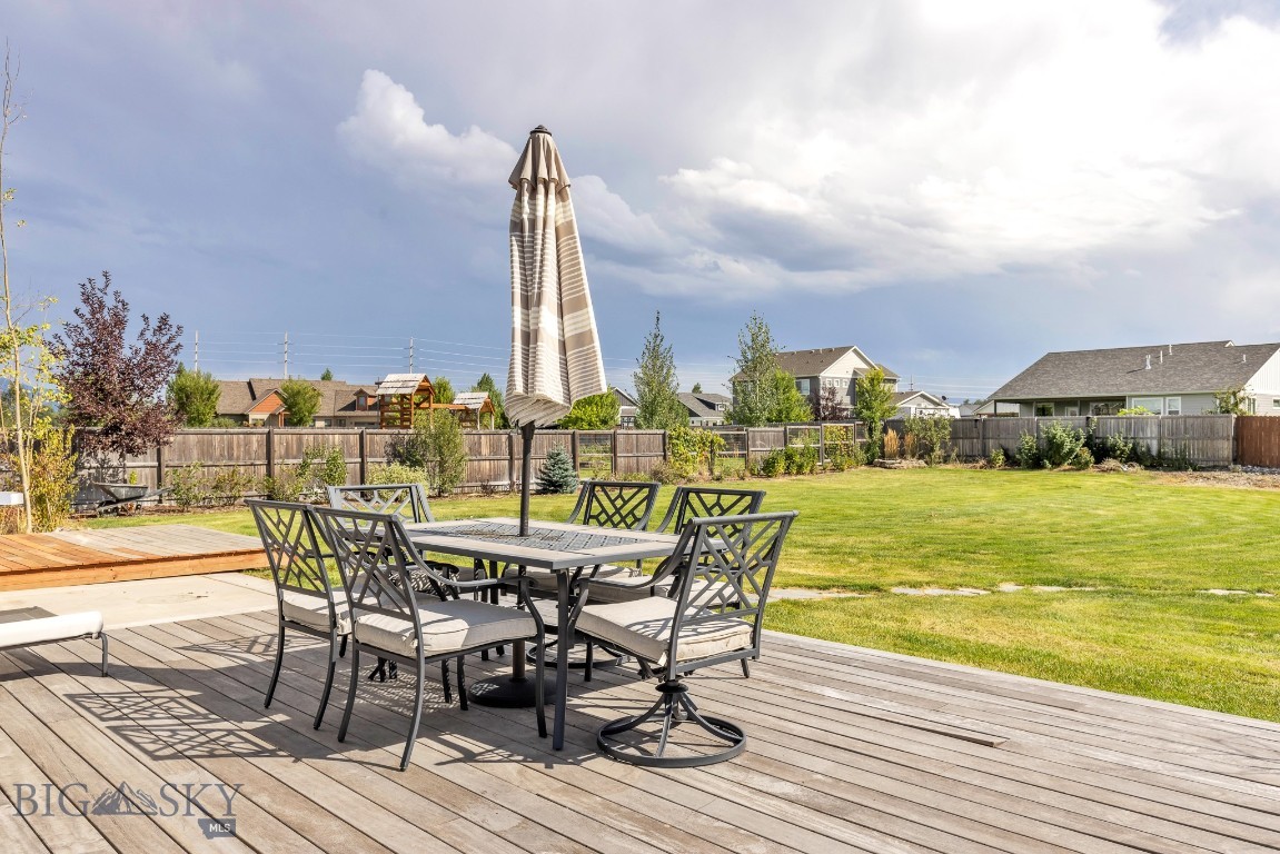 651 Cameron Loop