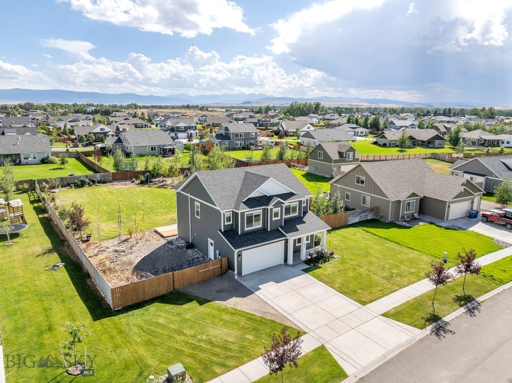 651 Cameron Loop