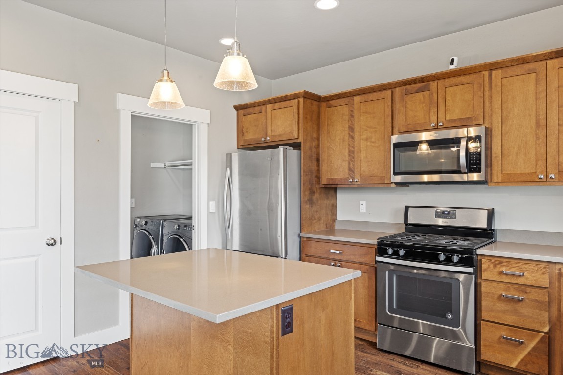 651 Cameron Loop
