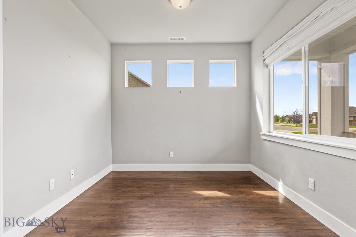 651 Cameron Loop