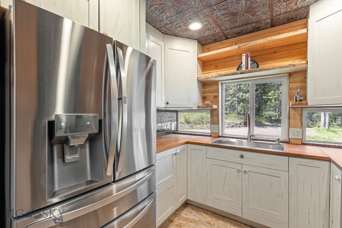 601 Forest Hills Road