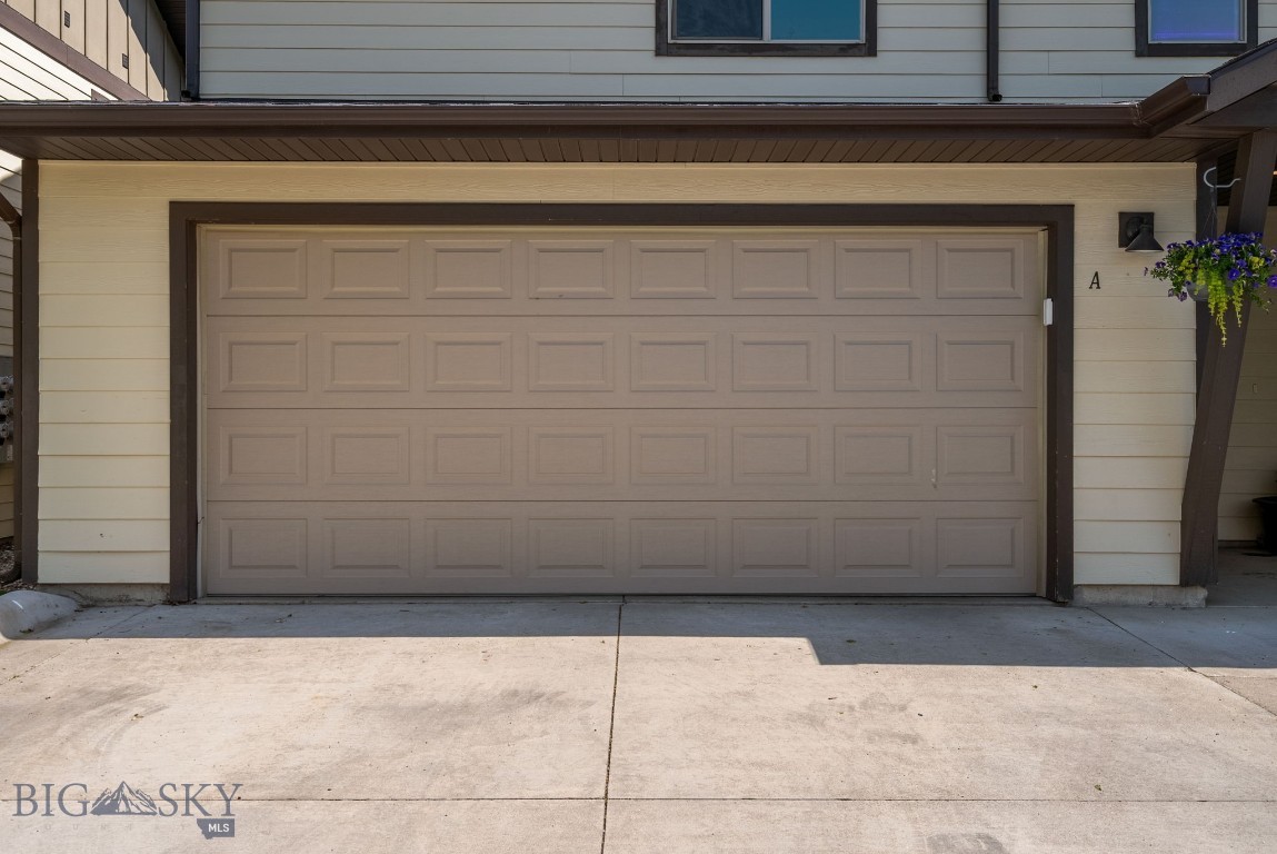 2933 Warbler Way A