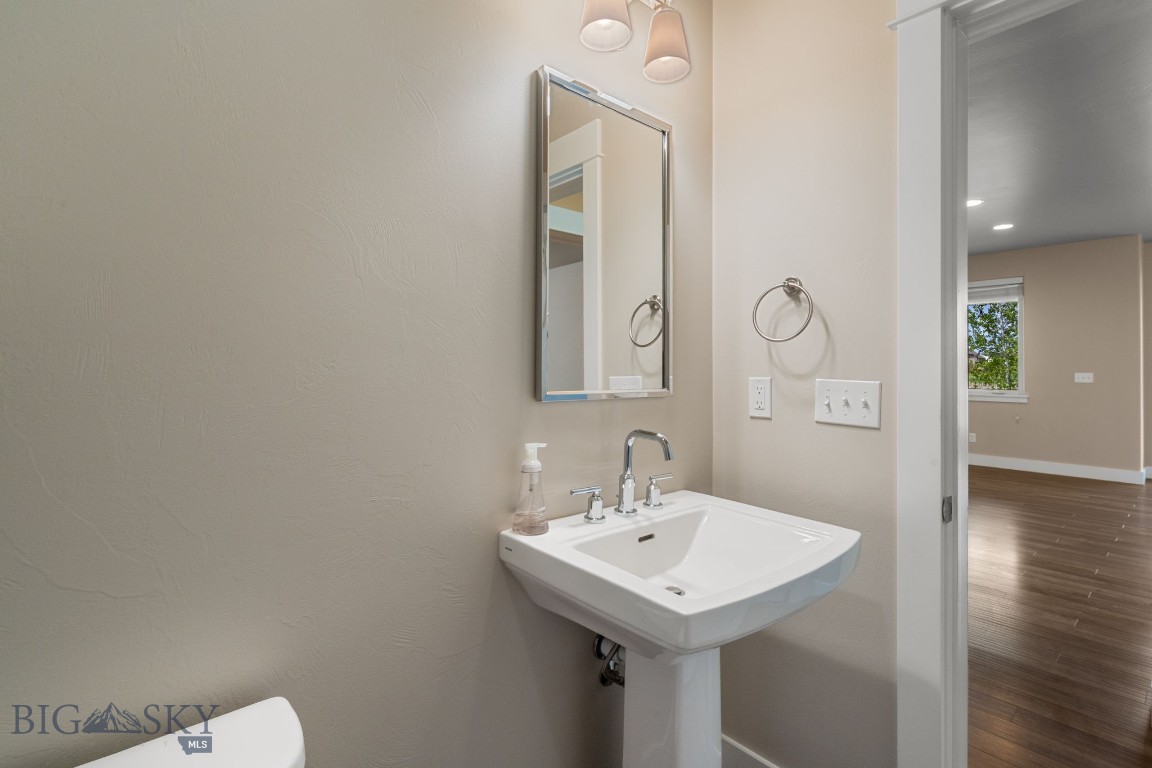 3123 Warbler Way Units A-D