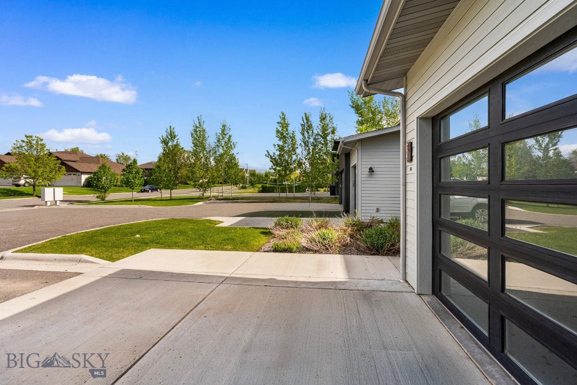 3123 Warbler Way Units A-D