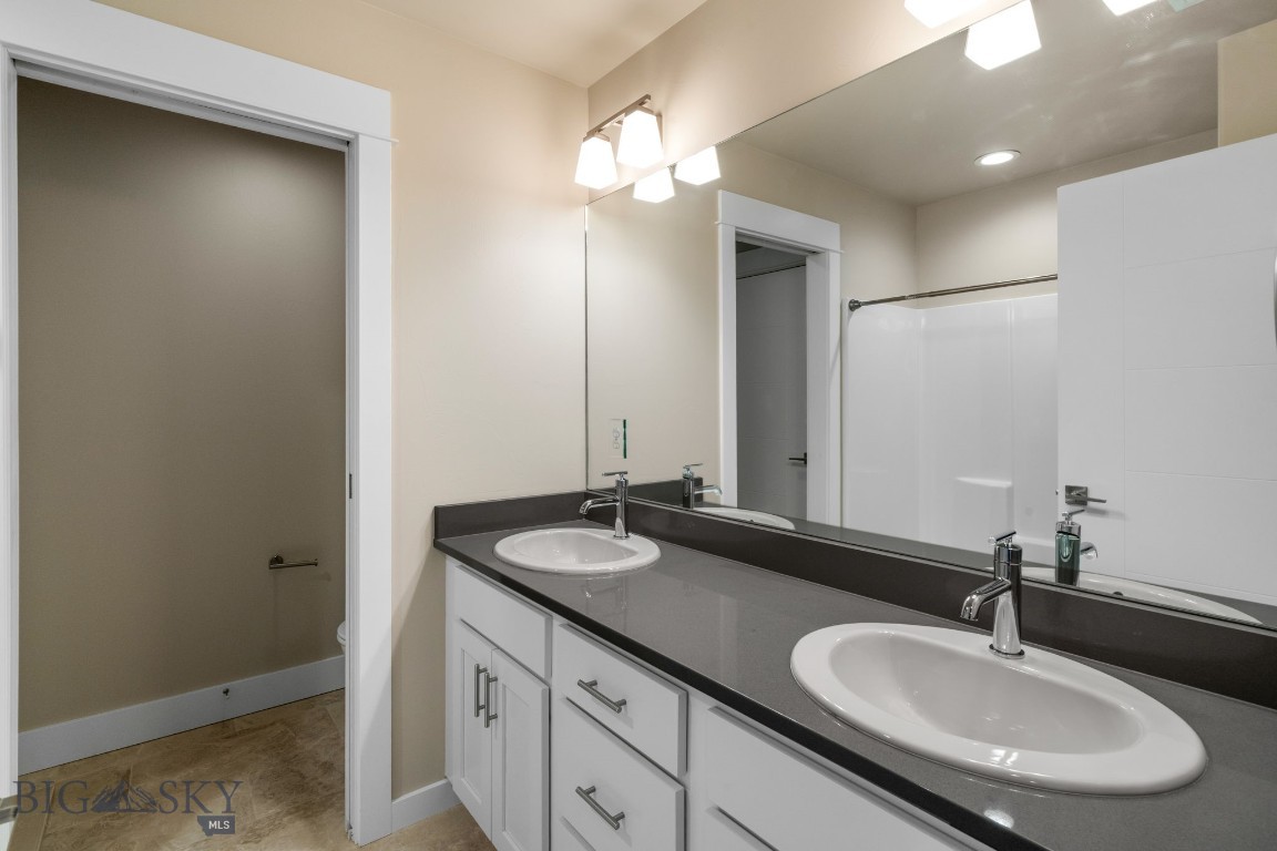 3123 Warbler Way Units A-D