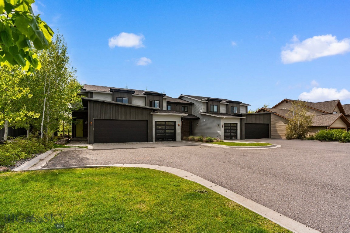 3123 Warbler Way Units A-D