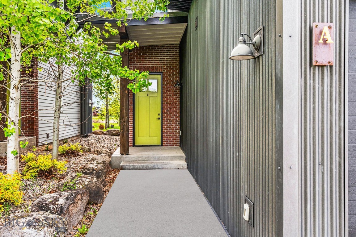 3123 Warbler Way Units A-D