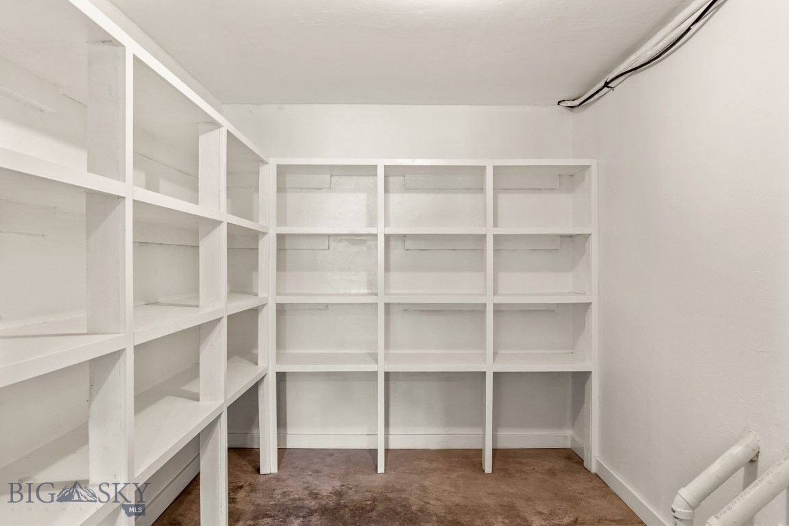 2399 Central Park Road