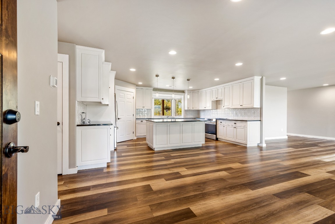 2399 Central Park Road