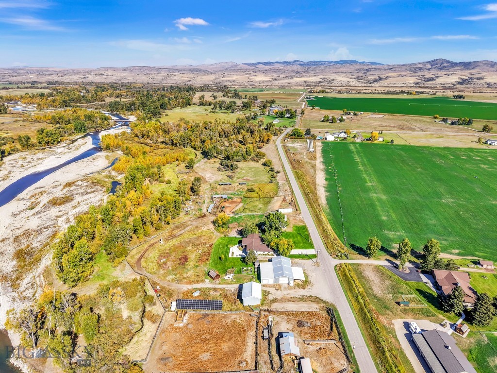 2399 Central Park Road